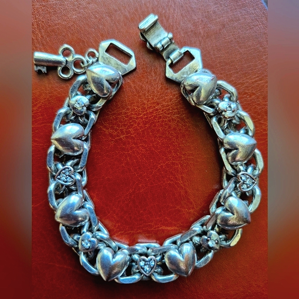 Fossil Vintage Silver Heart Bracelet